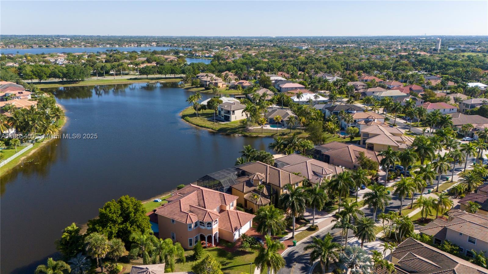 SUNSET LAKES PLAT ONE - Residential