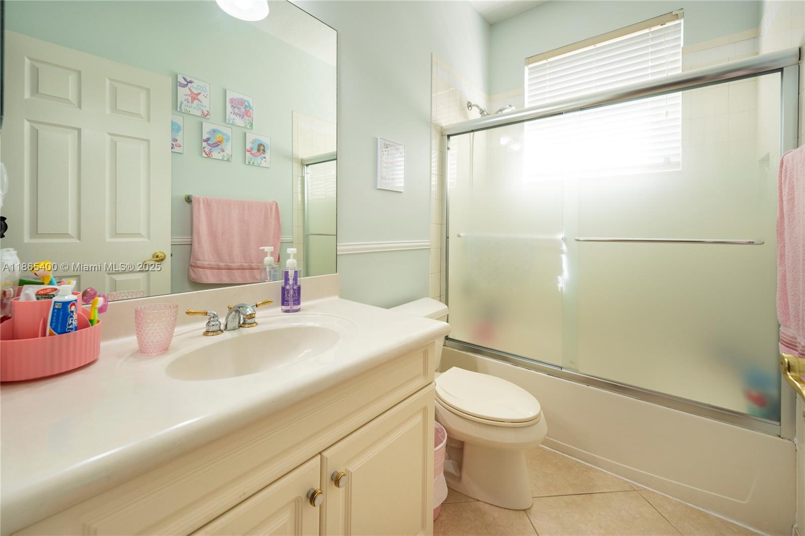 SUNSET LAKES PLAT ONE - Residential