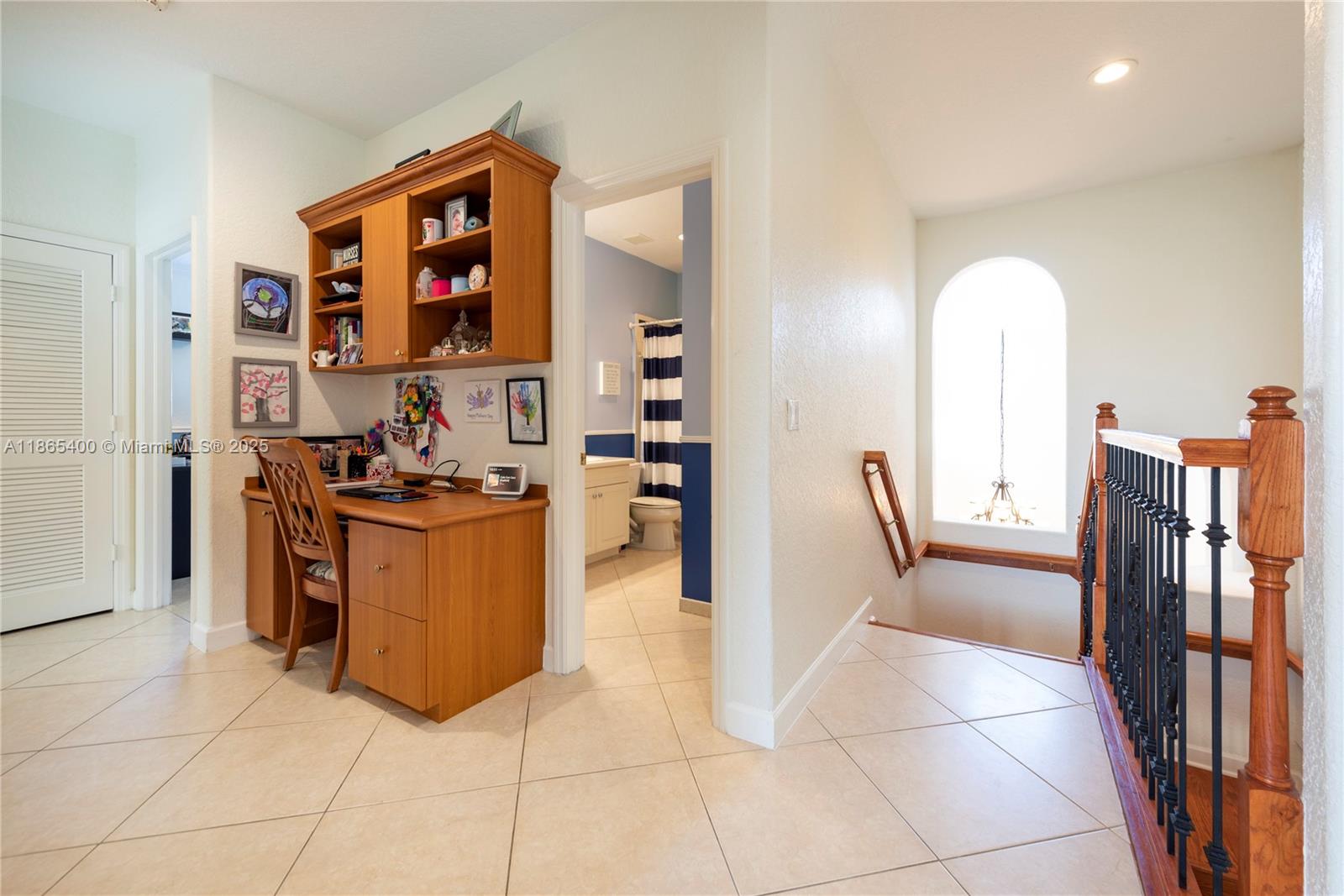 SUNSET LAKES PLAT ONE - Residential