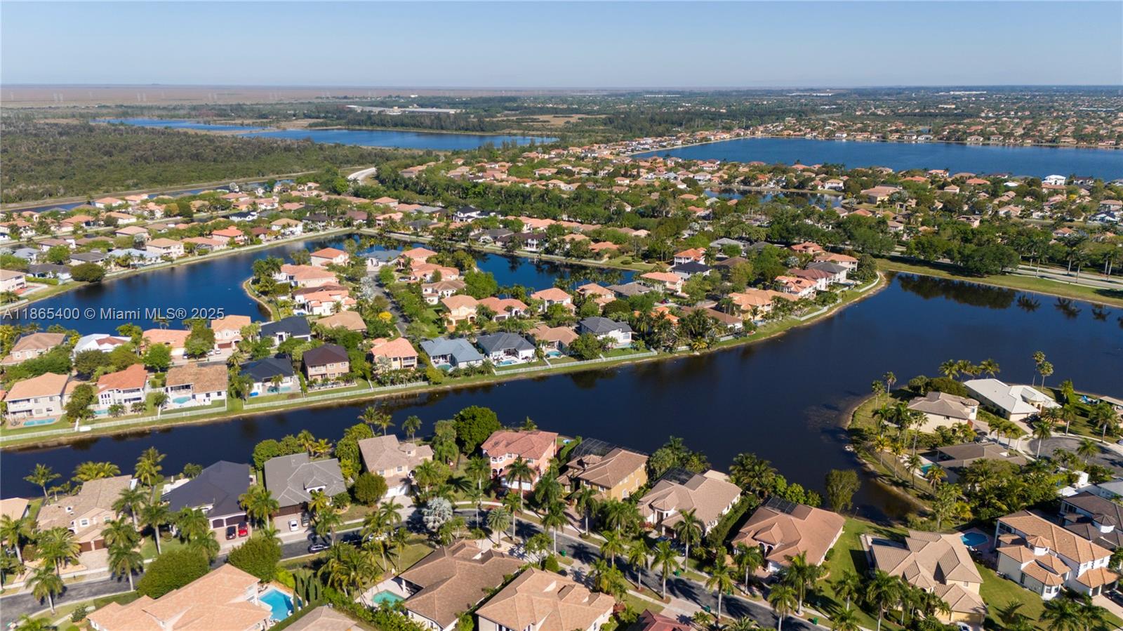 SUNSET LAKES PLAT ONE - Residential