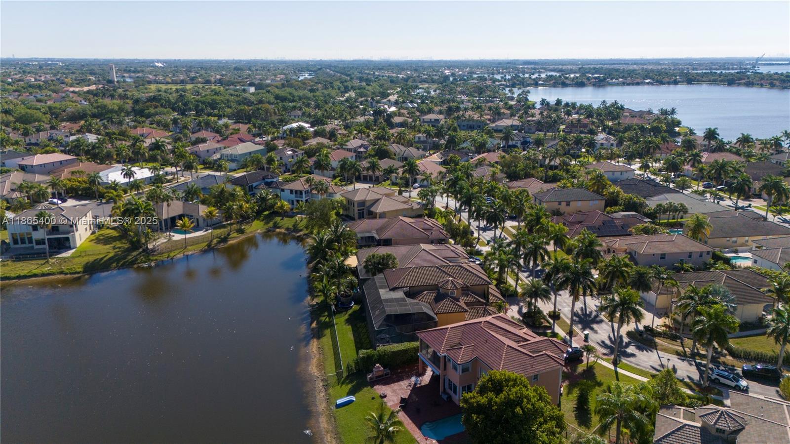SUNSET LAKES PLAT ONE - Residential
