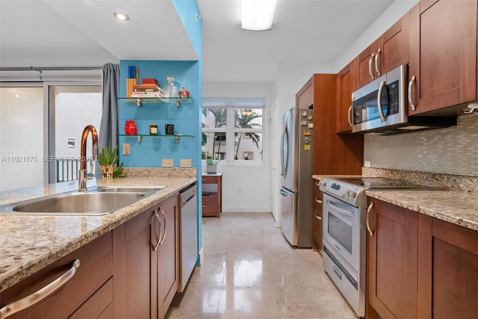 TURNBERRY VILLAGE SO TOWE - Residential Lease