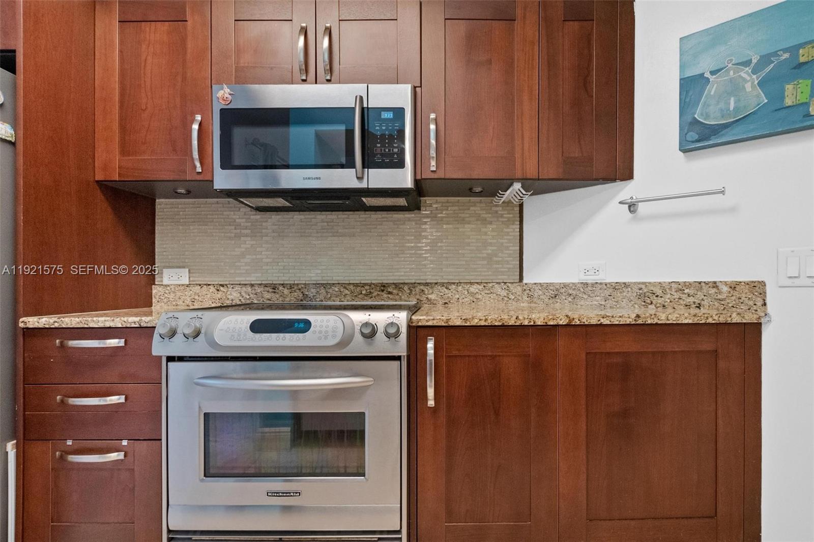 TURNBERRY VILLAGE SO TOWE - Residential Lease