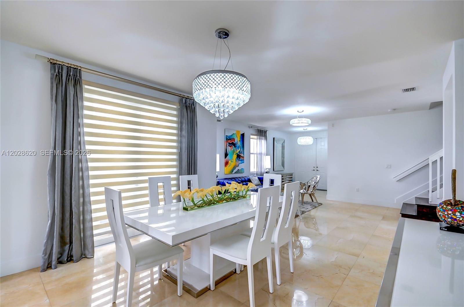 VINTAGE ESTATES - Residential