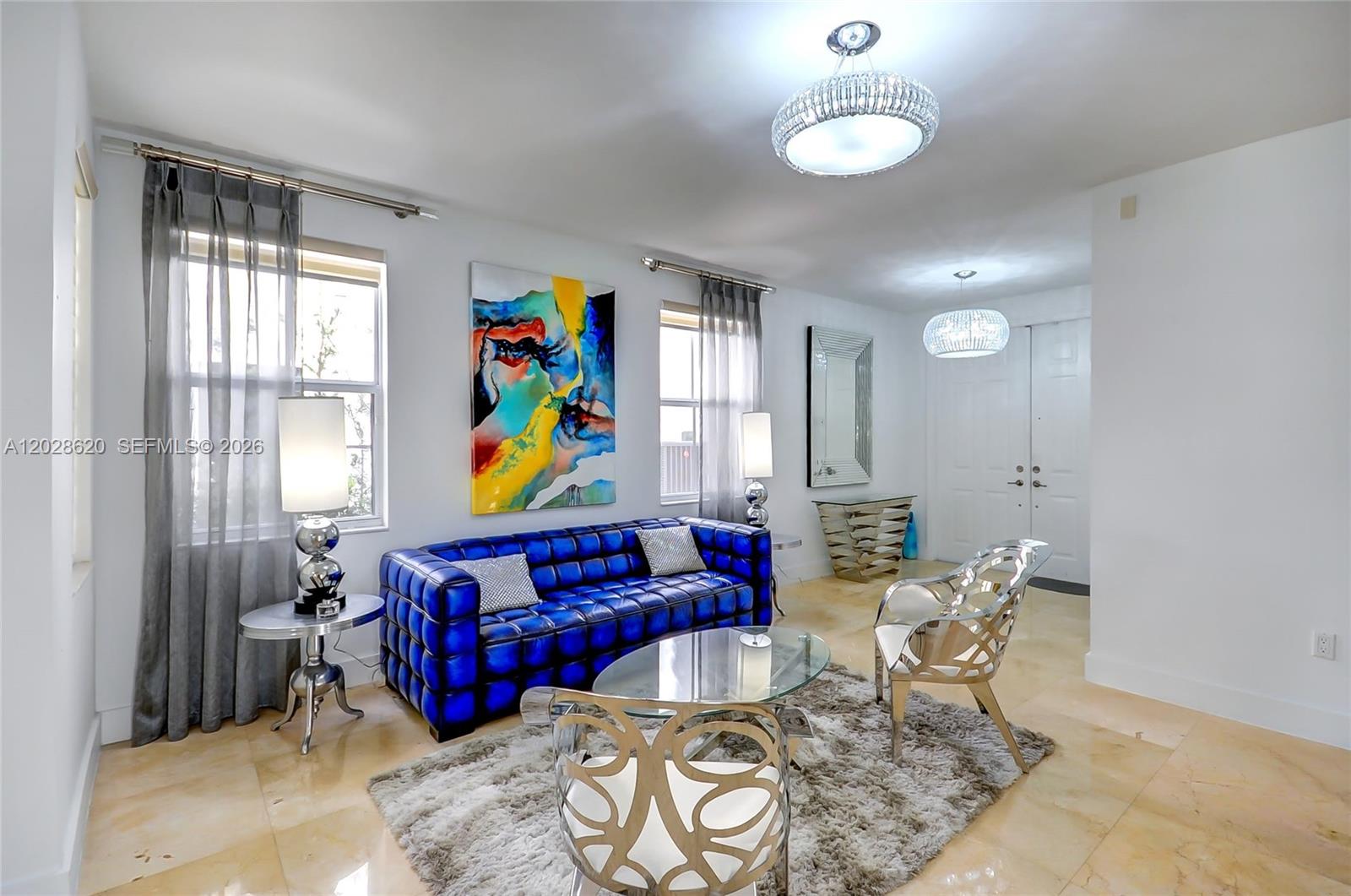 VINTAGE ESTATES - Residential