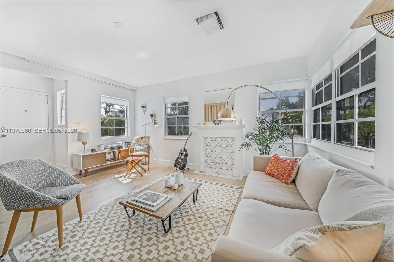 1457 Meridian Ave 201