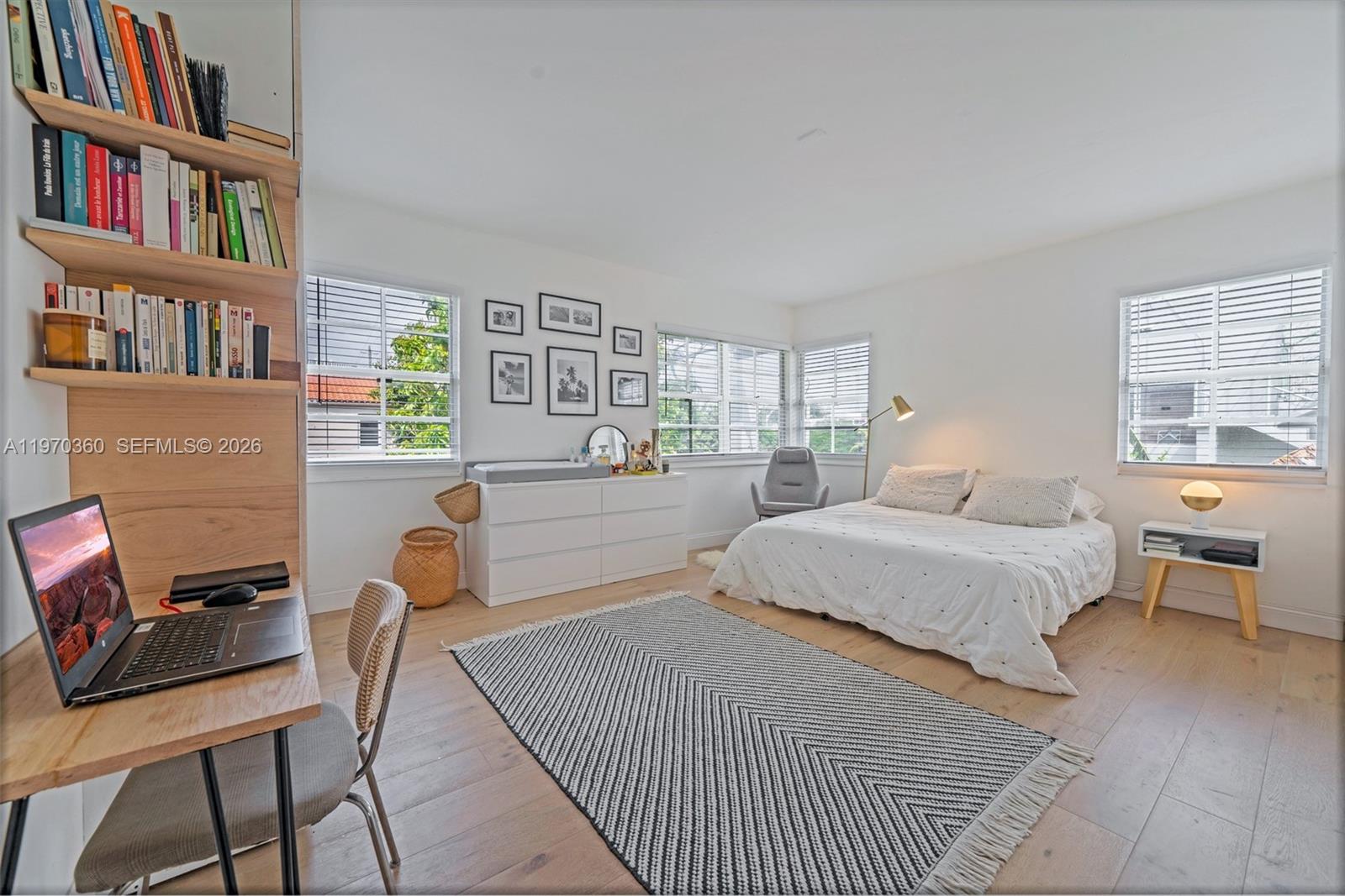 ALOHA CONDO - Residential Lease