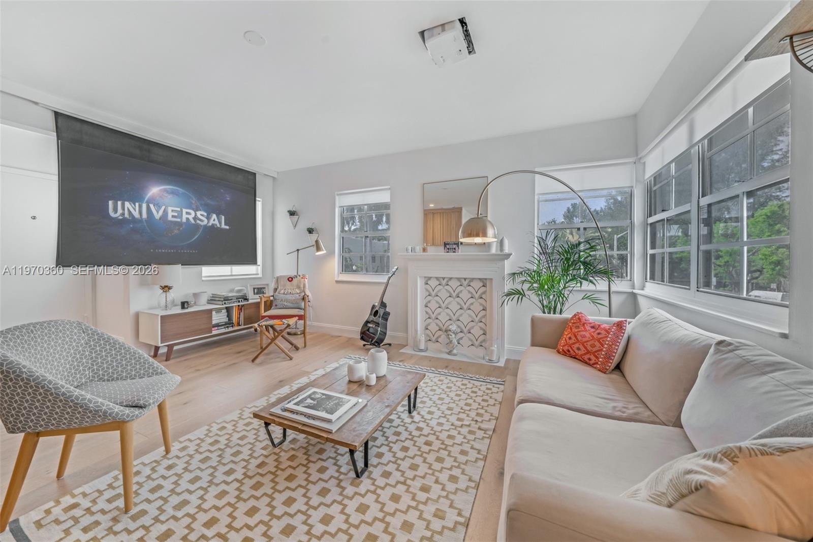 1457 Meridian Ave 201