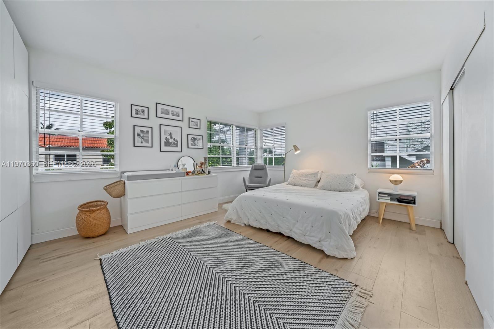 ALOHA CONDO - Residential Lease