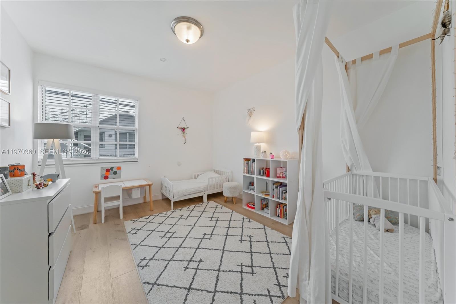 ALOHA CONDO - Residential Lease