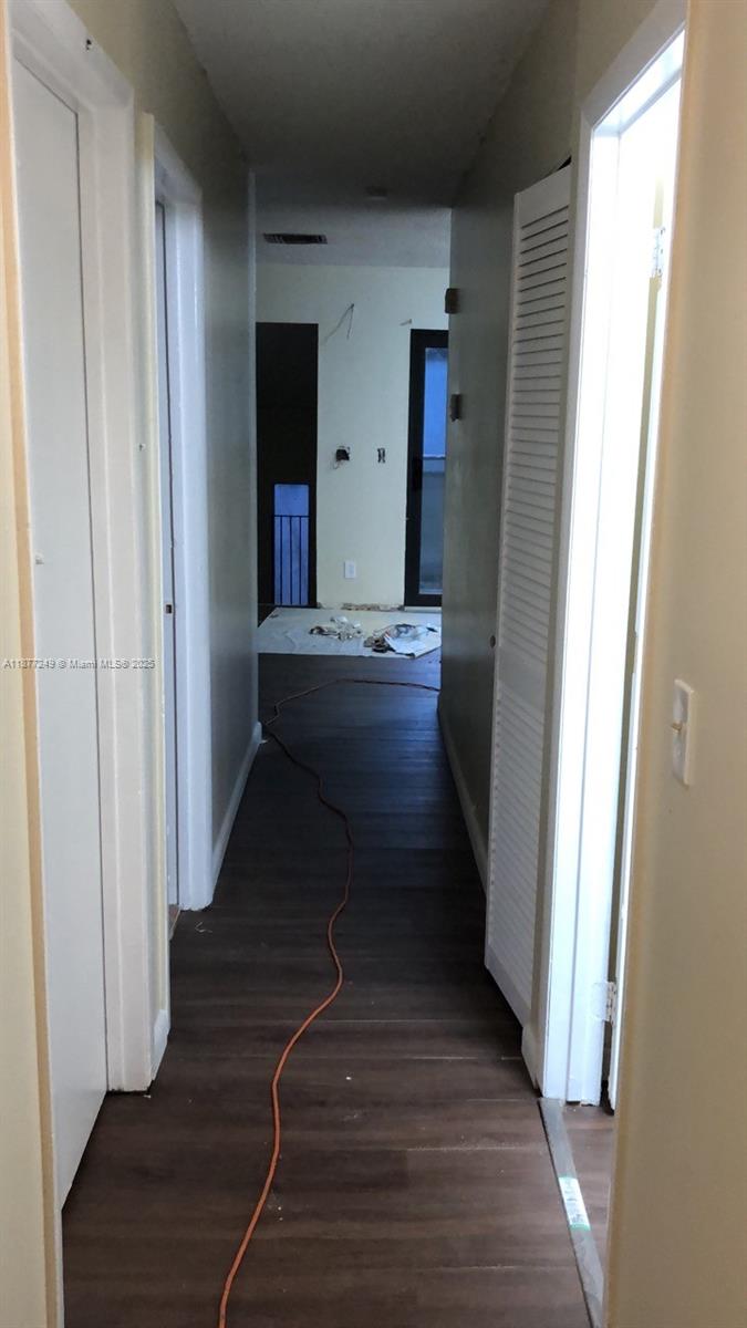 HABITAT II CONDO - Residential