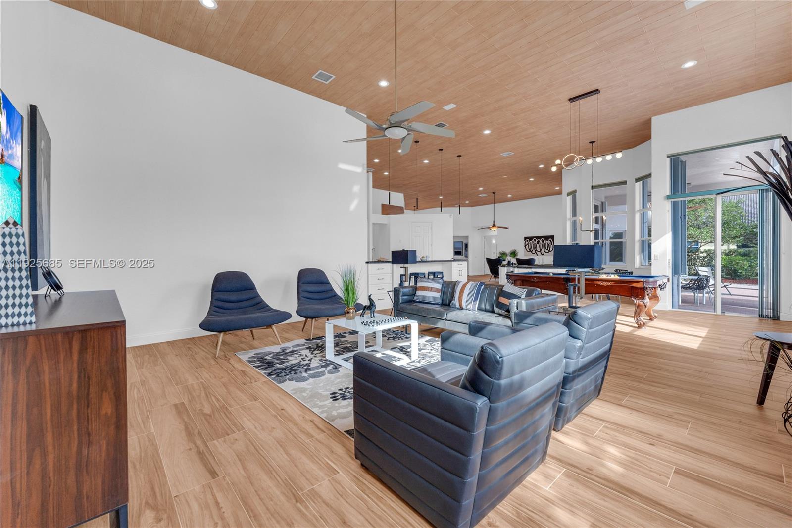 IMAGINATION FARMS EAST - Residential