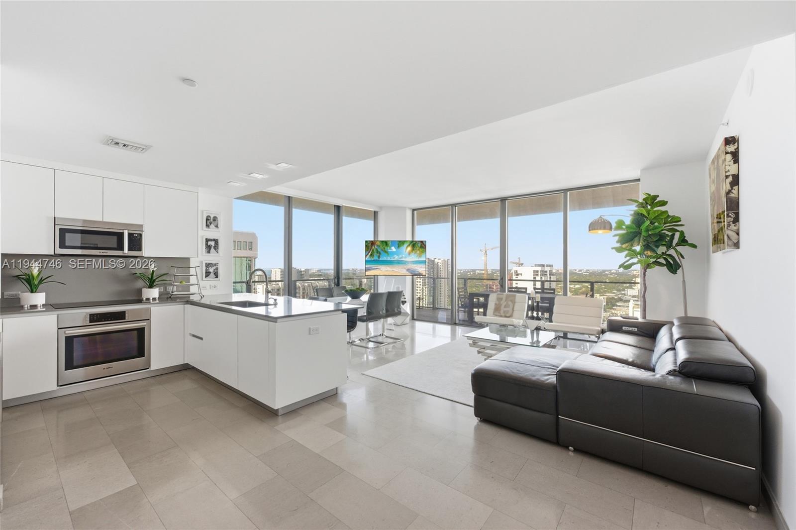 RISE CONDO - Residential