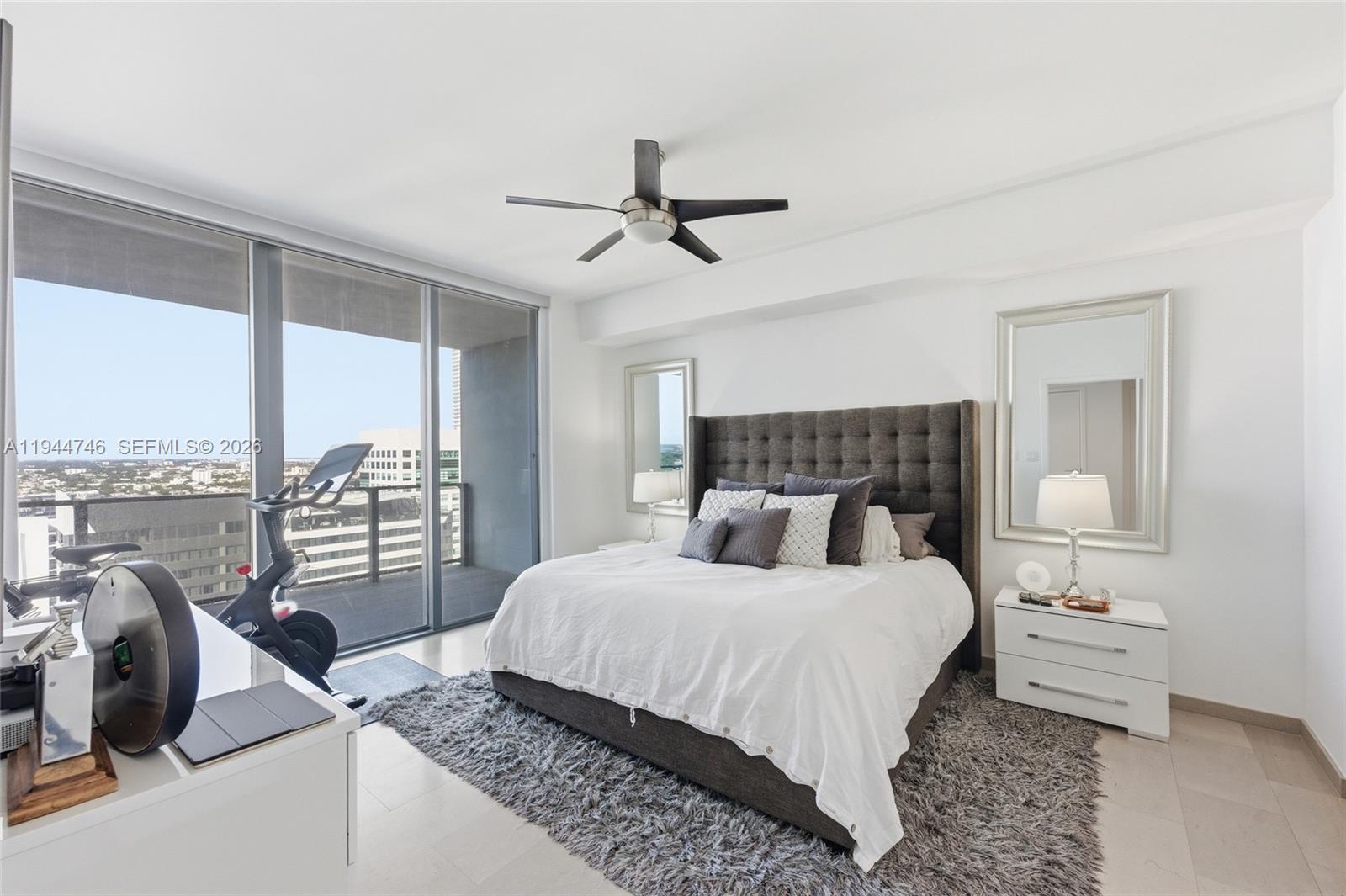 RISE CONDO - Residential