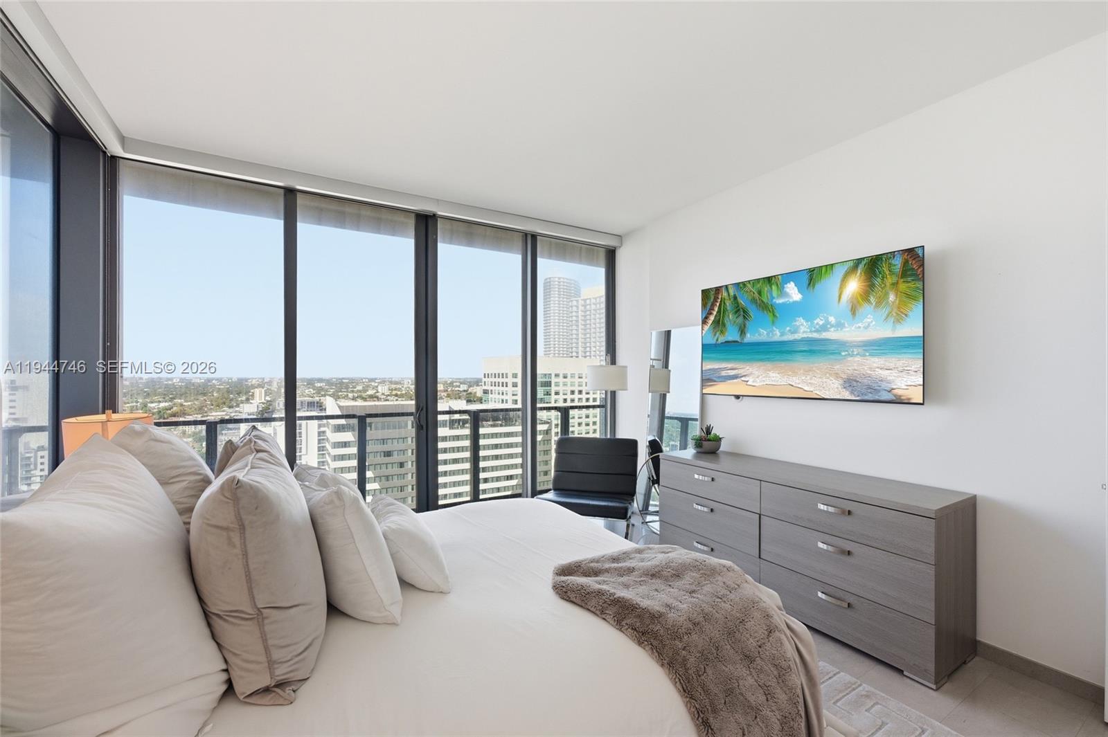 RISE CONDO - Residential