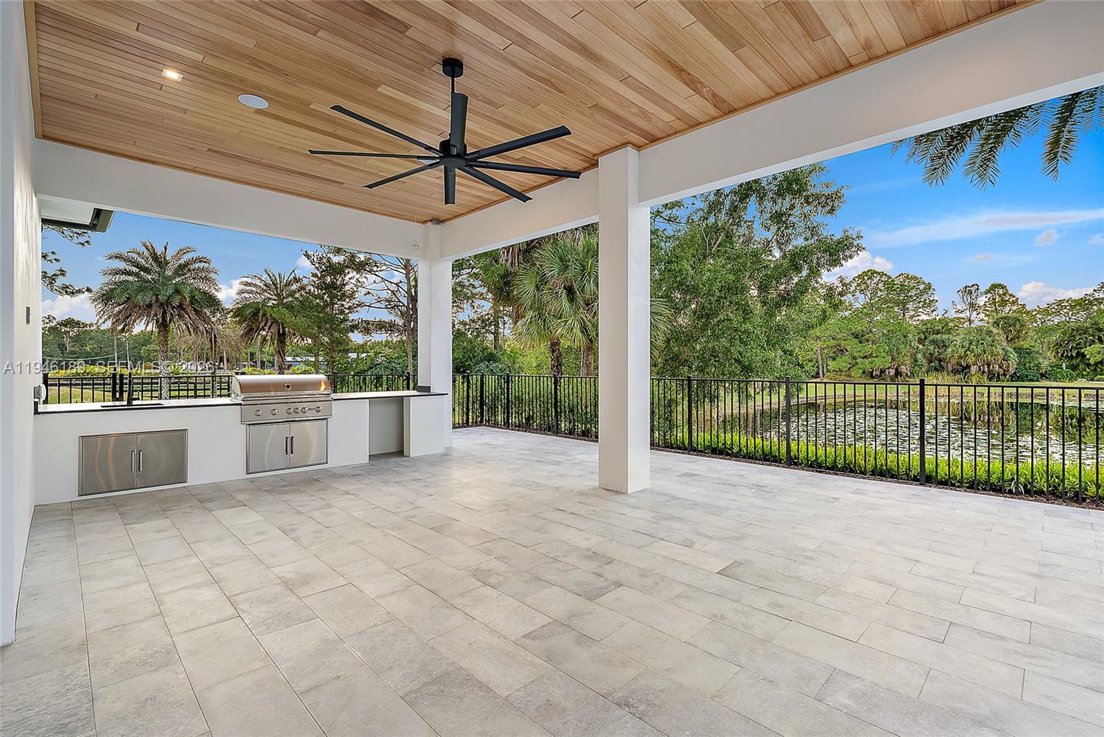 Caloosa - Residential