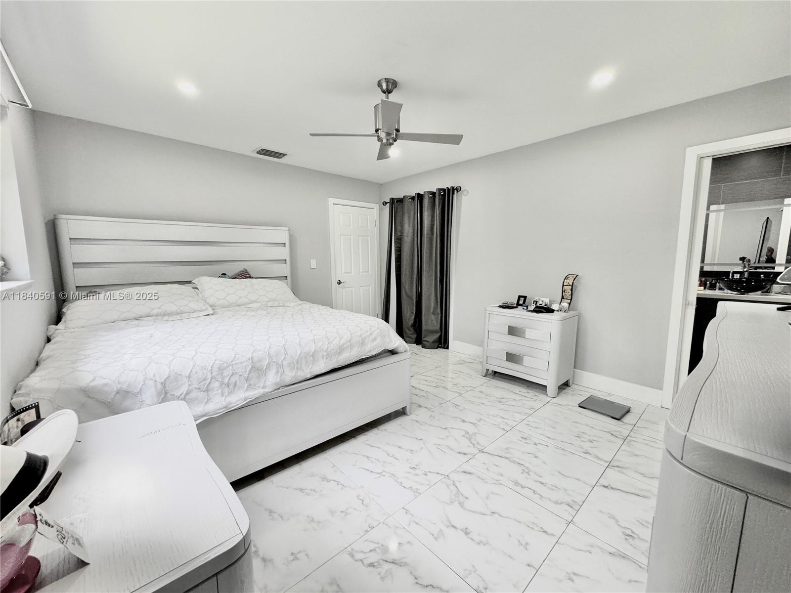 BREEZESWEPT PARK ESTATES - Residential