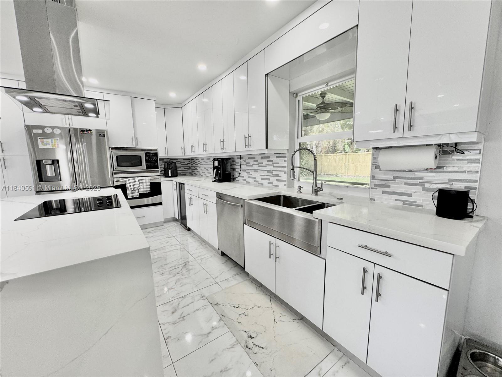 161 NW 46th Ter