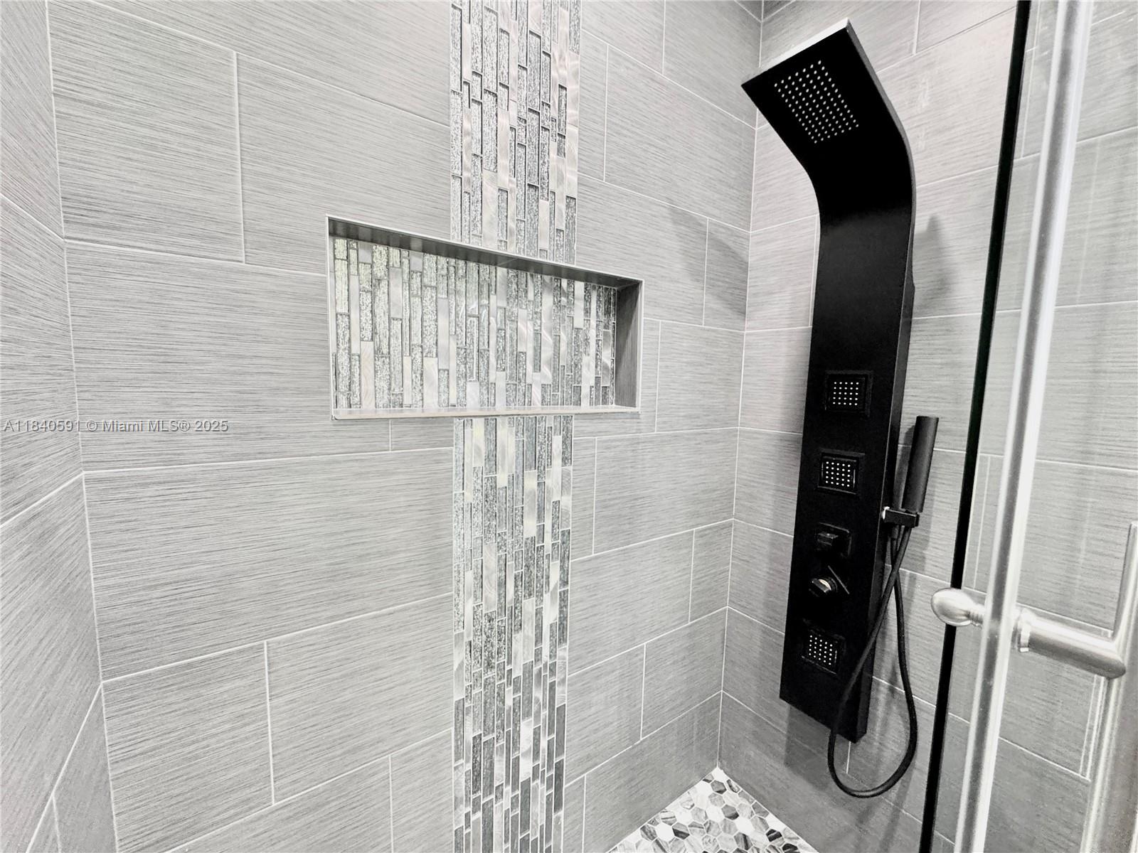 BREEZESWEPT PARK ESTATES - Residential