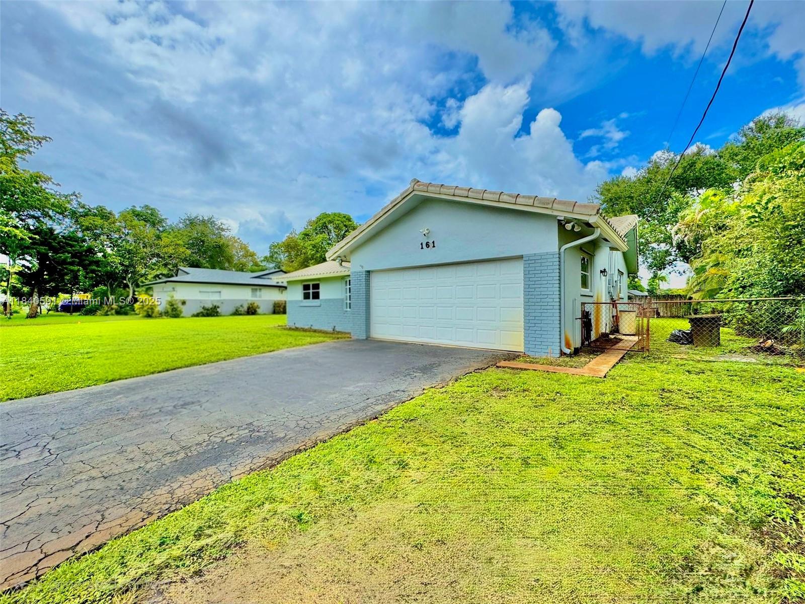 BREEZESWEPT PARK ESTATES - Residential