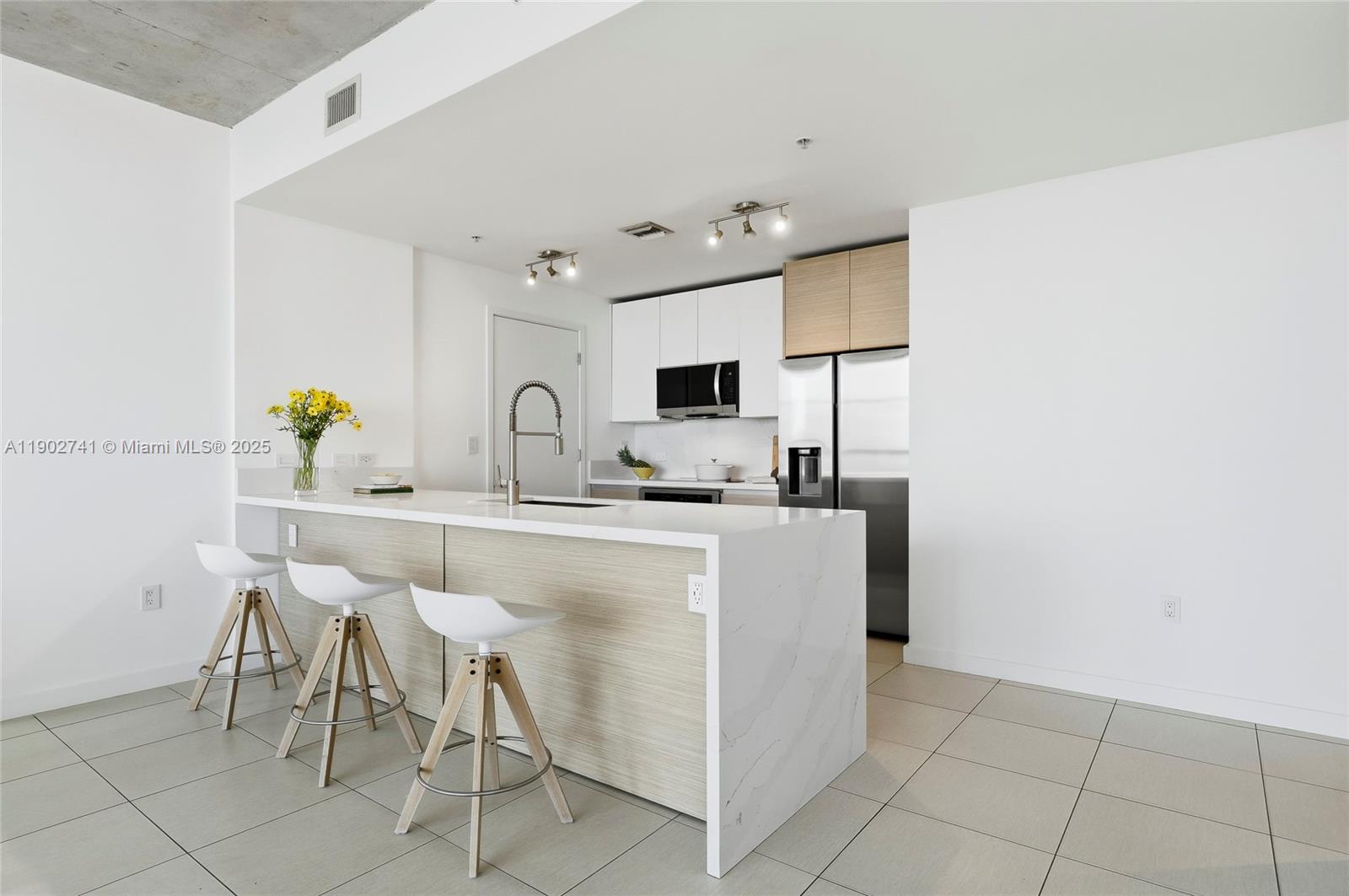 3301 NE 1st Ave H2804