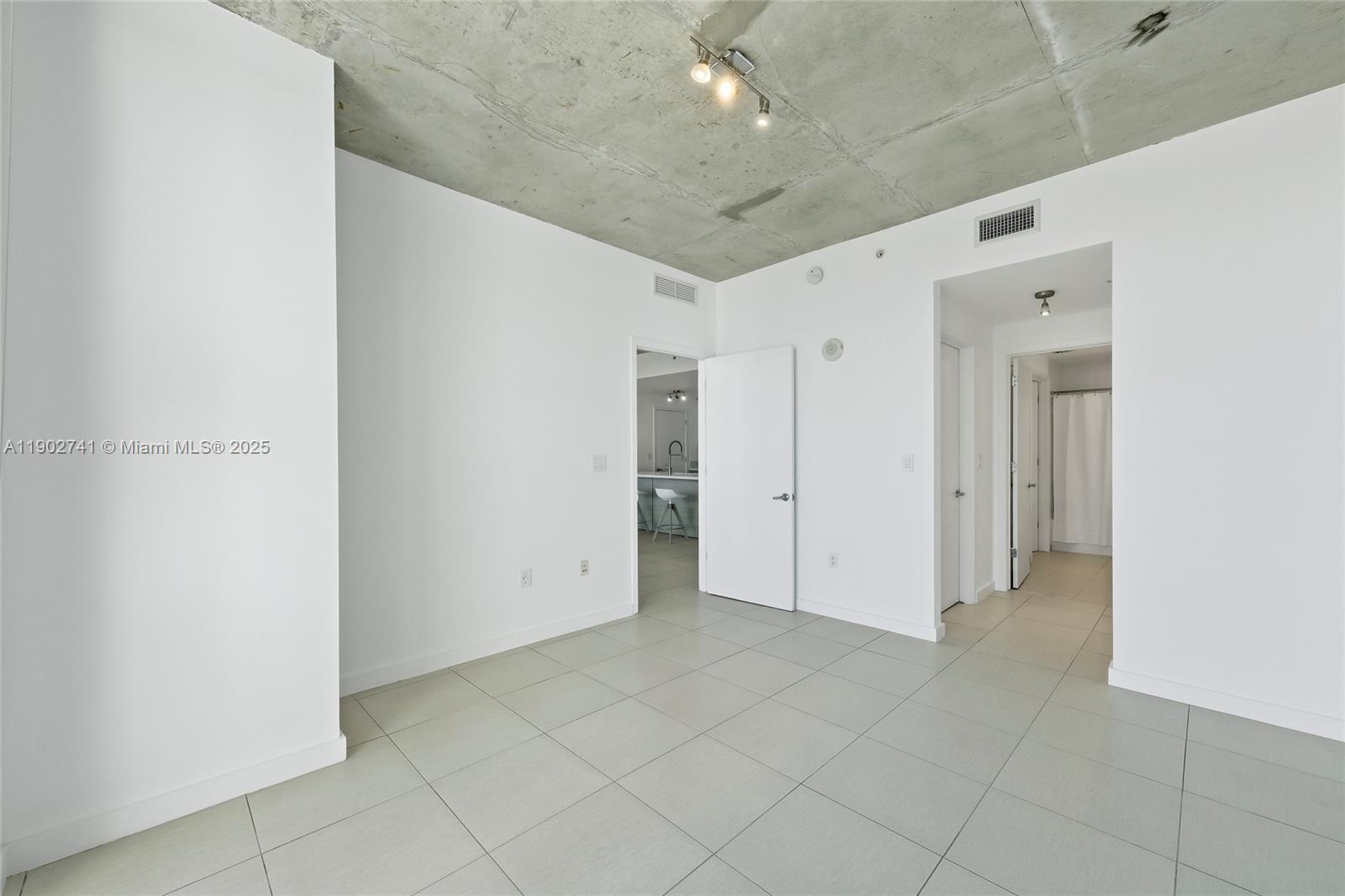 FOUR MIDTOWN MIAMI CONDO - Residential