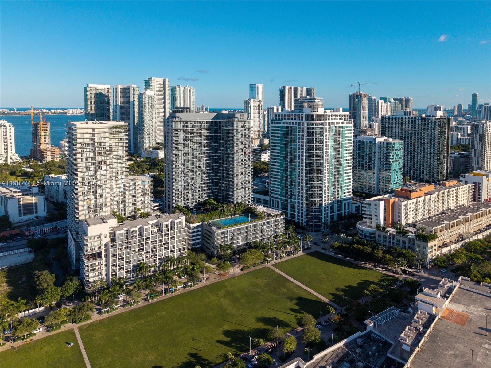 FOUR MIDTOWN MIAMI CONDO - Residential