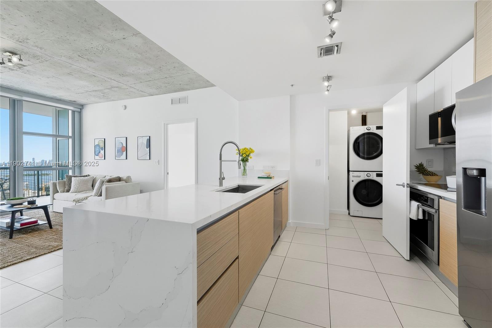 FOUR MIDTOWN MIAMI CONDO - Residential