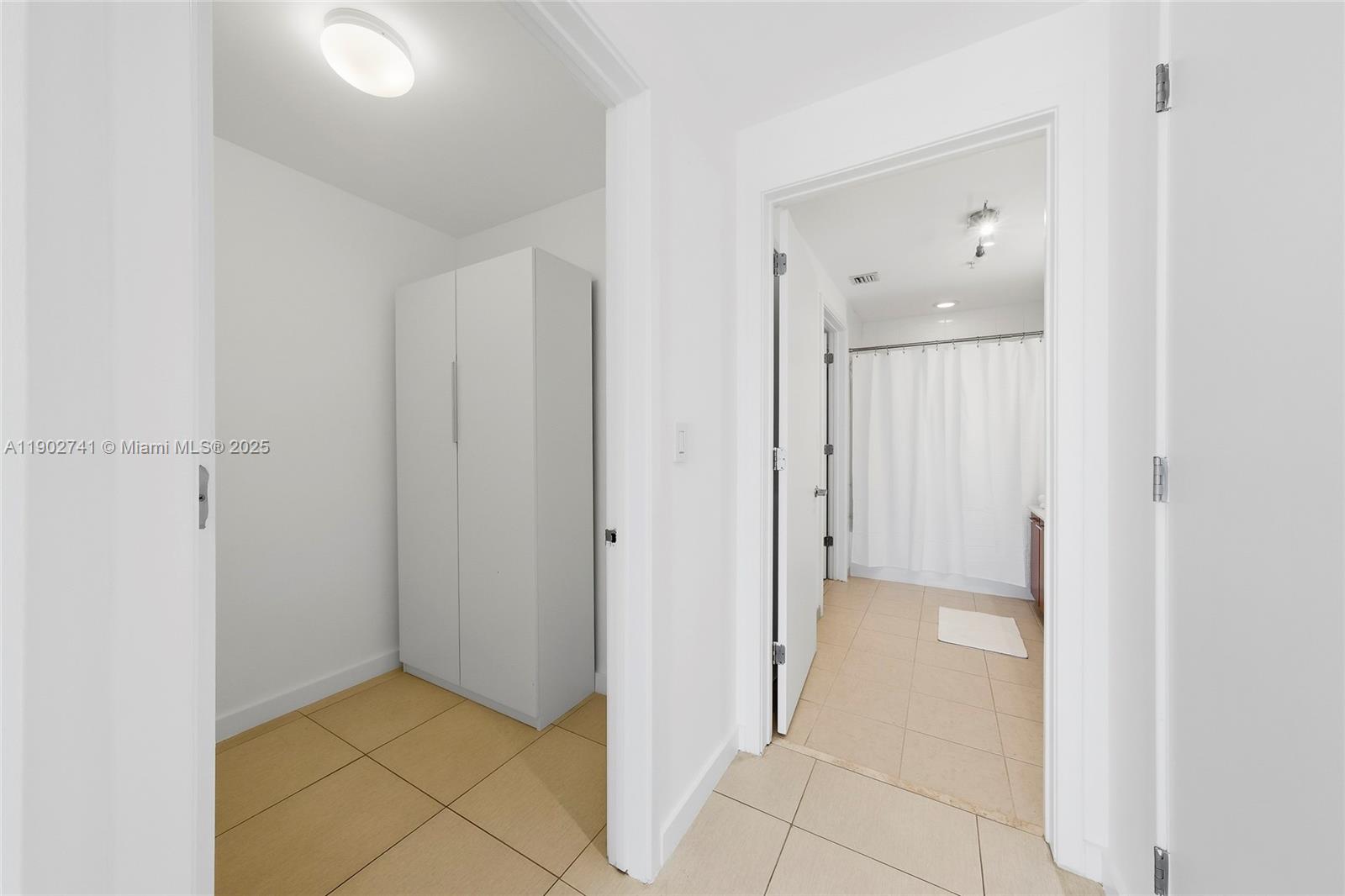 FOUR MIDTOWN MIAMI CONDO - Residential