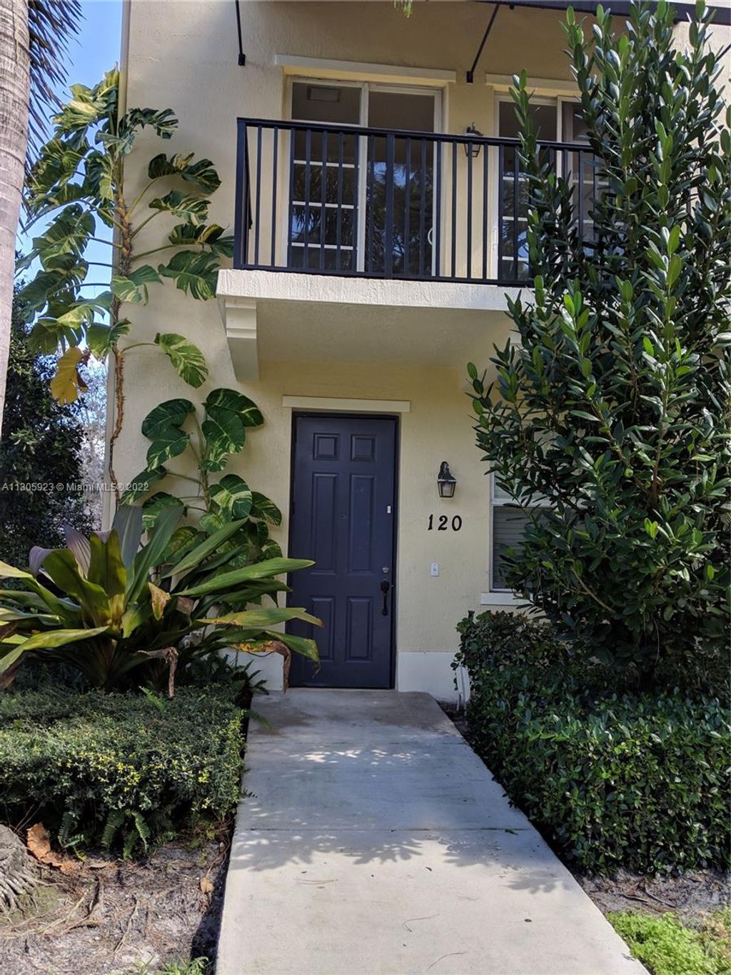 Photo of 120 Cat Rock Ln, Jupiter, FL 33458 (MLS # A11305923)