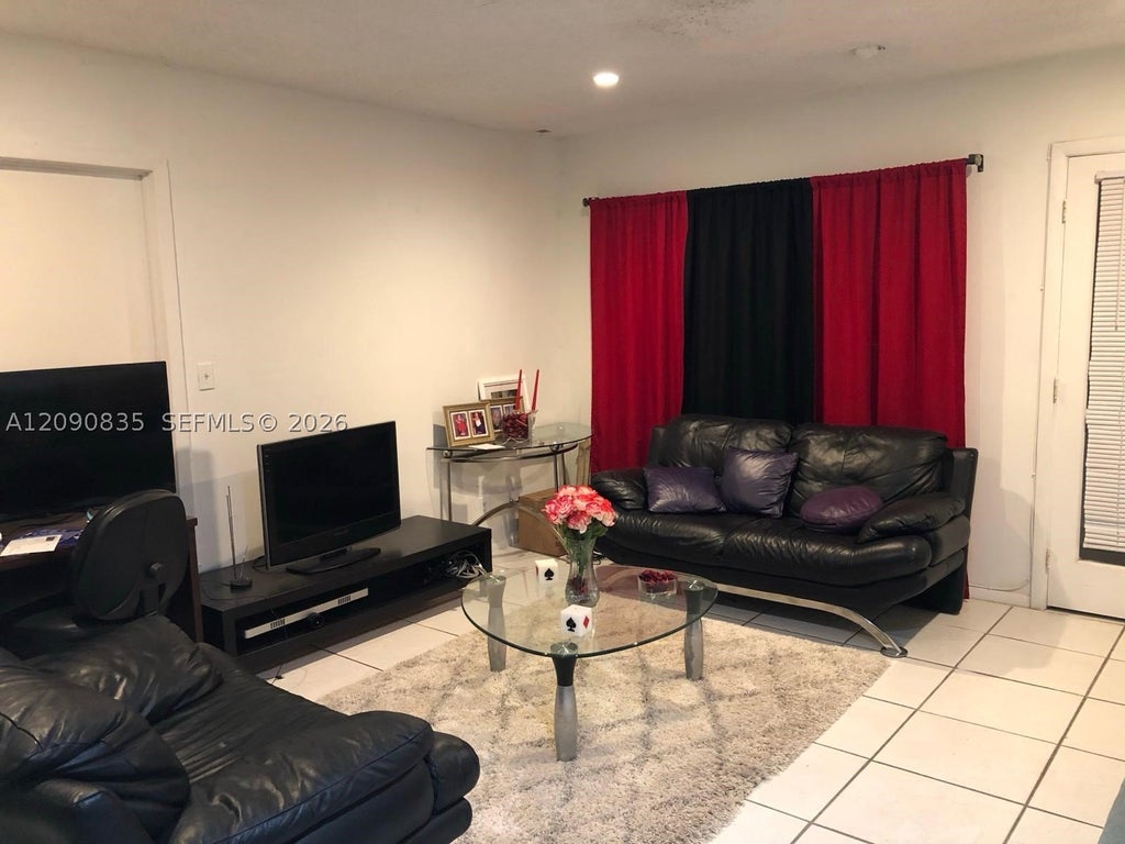 Photo of 4610 SW 43rd Ter, Dania Beach, FL 33314 (MLS # A12090835)