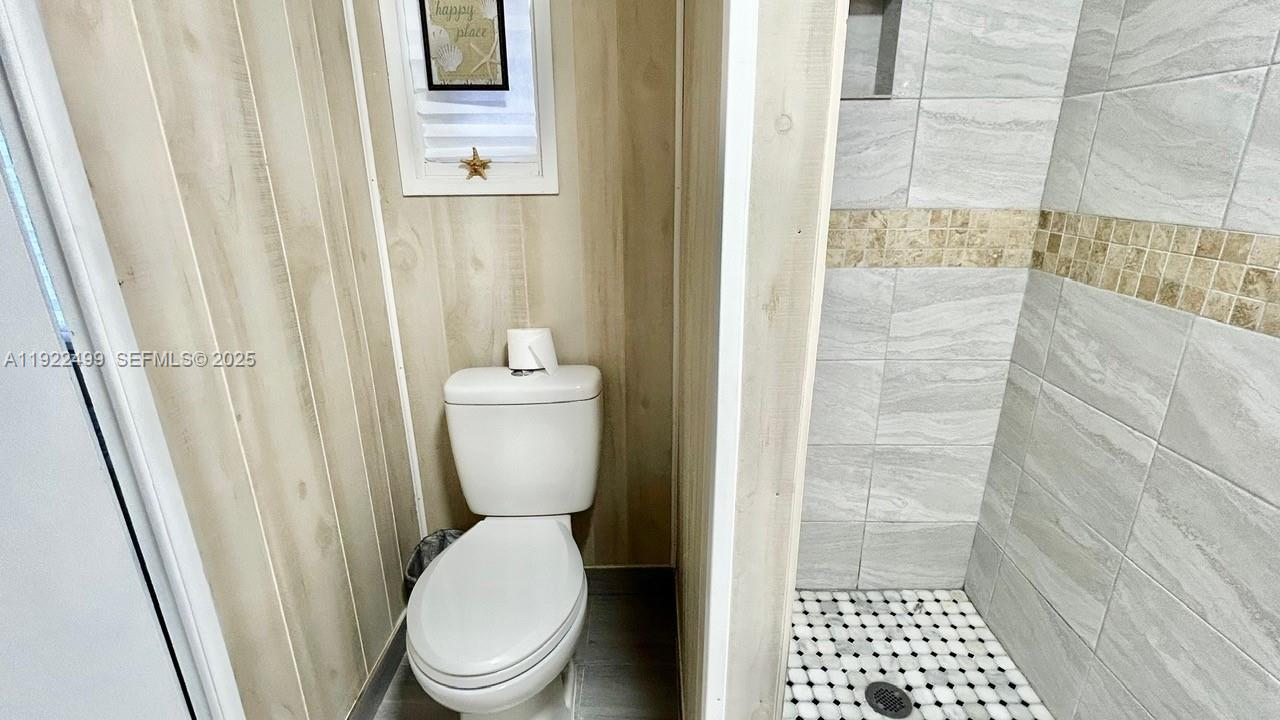 JOHNSON BEACH - Residential