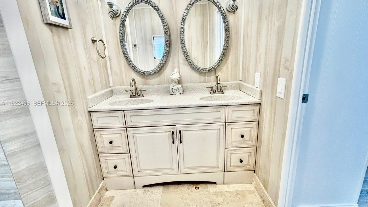 JOHNSON BEACH - Residential