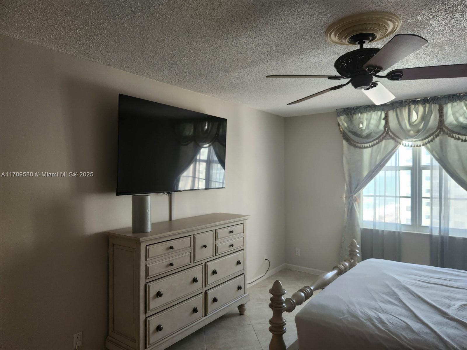 SEA AIR TOWERS CONDO - Residential Lease