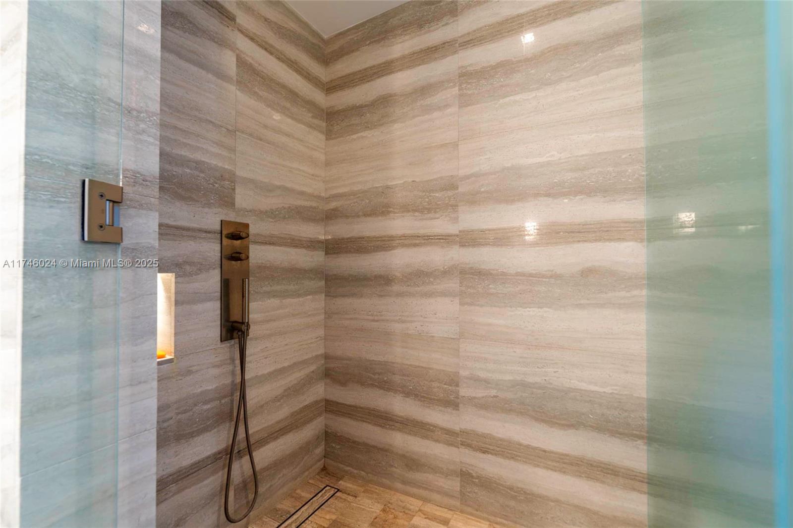 18975 COLLINS CONDO - Residential Lease