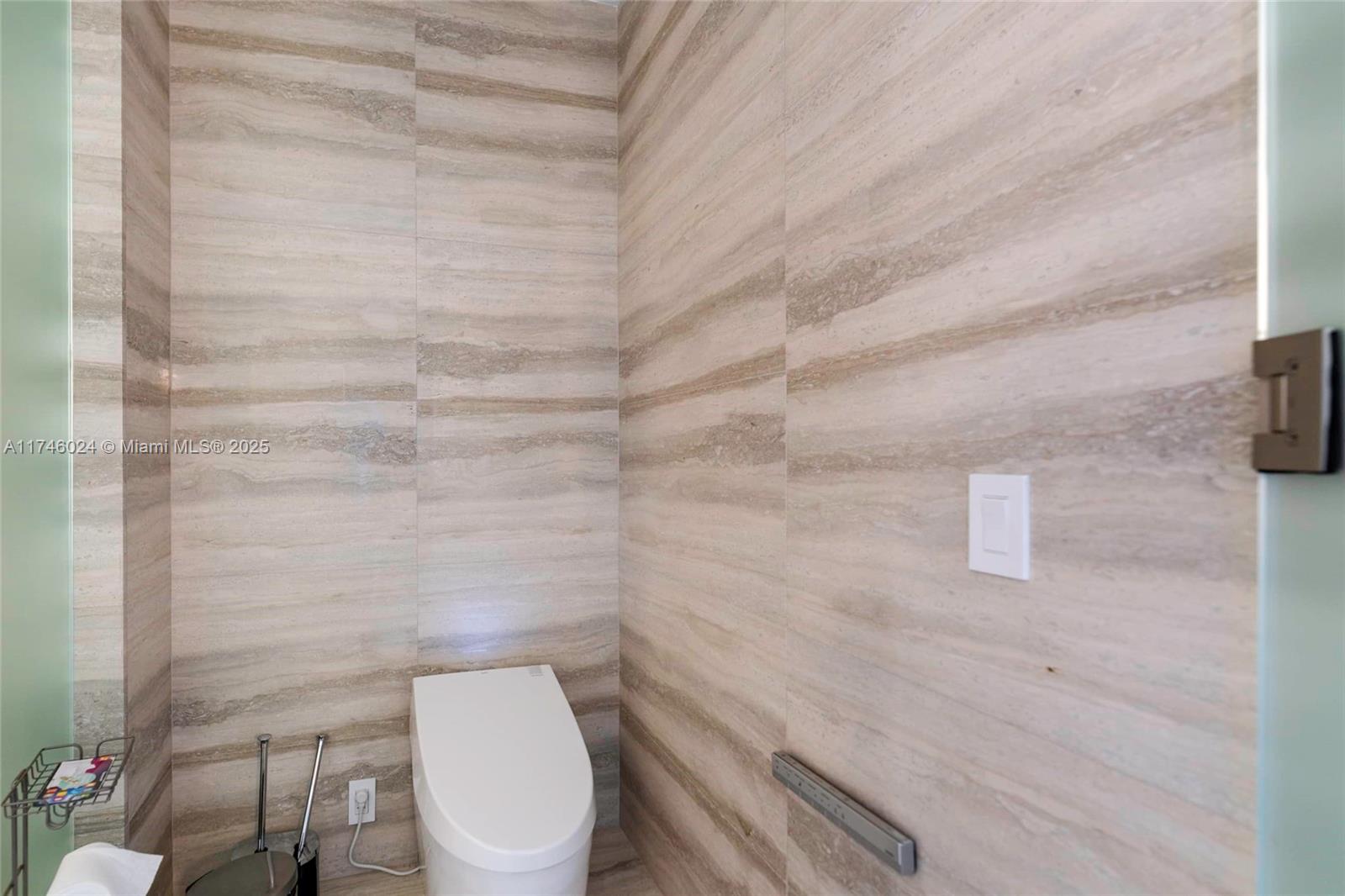 18975 COLLINS CONDO - Residential Lease