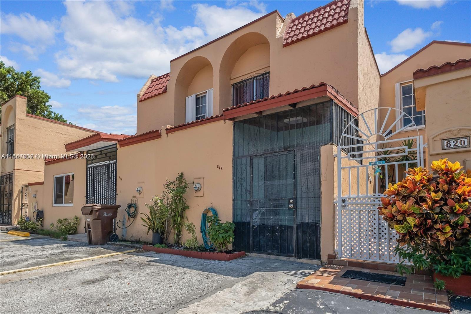 Spacious Townhouse in the heart of Hialeah. 2/1.5 converted on 3/2 one bedroom on the 1 floor. Price to sell $295,000.00. Low association monthly fee. Great location! owner is requiring POF/ pre-approval for showing confirmation. Building has no reserve.
