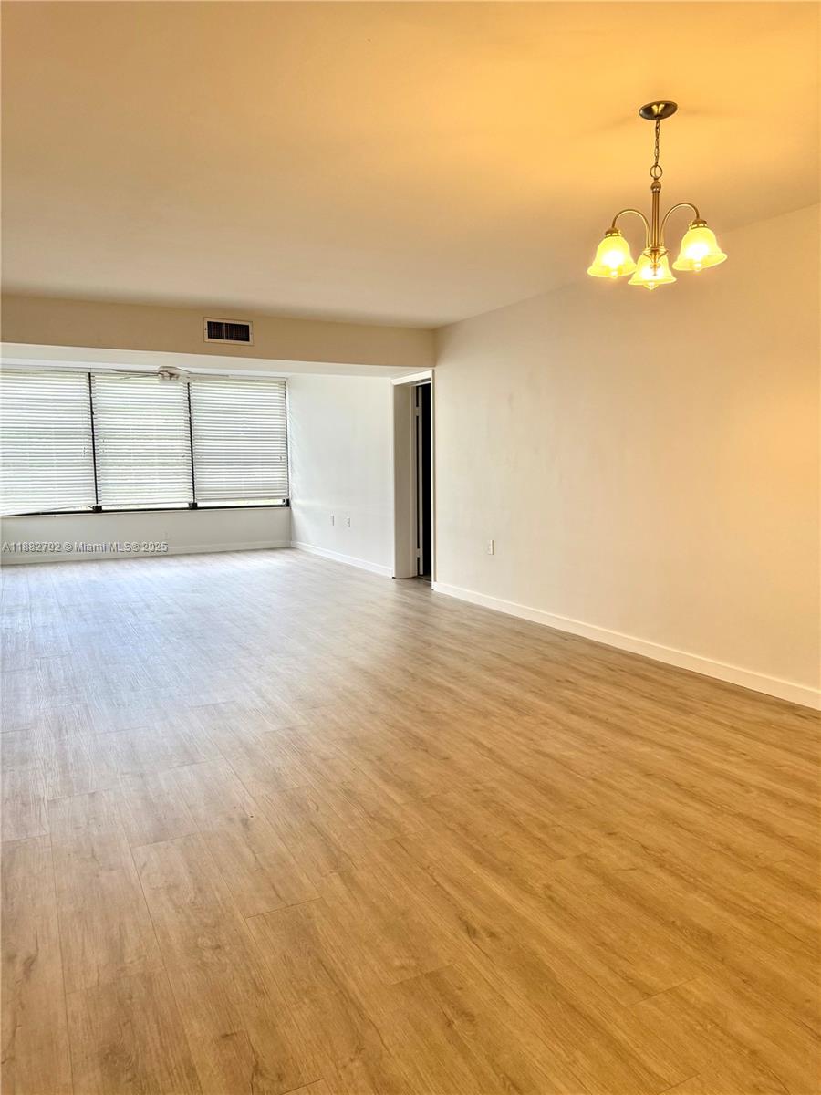 CONDO 20 OF WHITEHALL CON - Residential