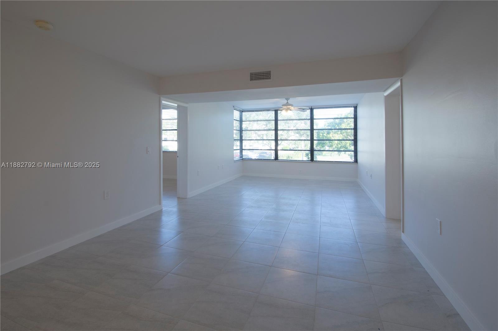CONDO 20 OF WHITEHALL CON - Residential