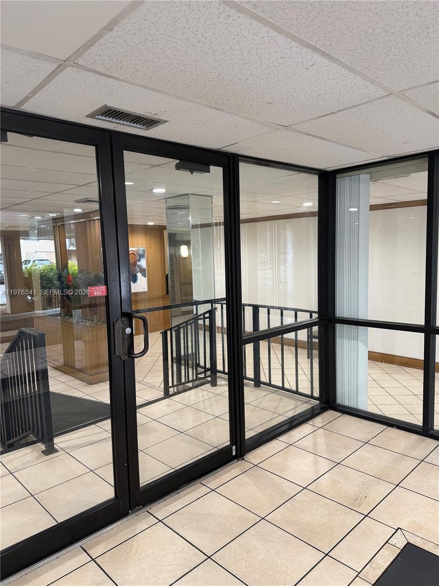 MANORS OF INVERRARY I-10 - Residential