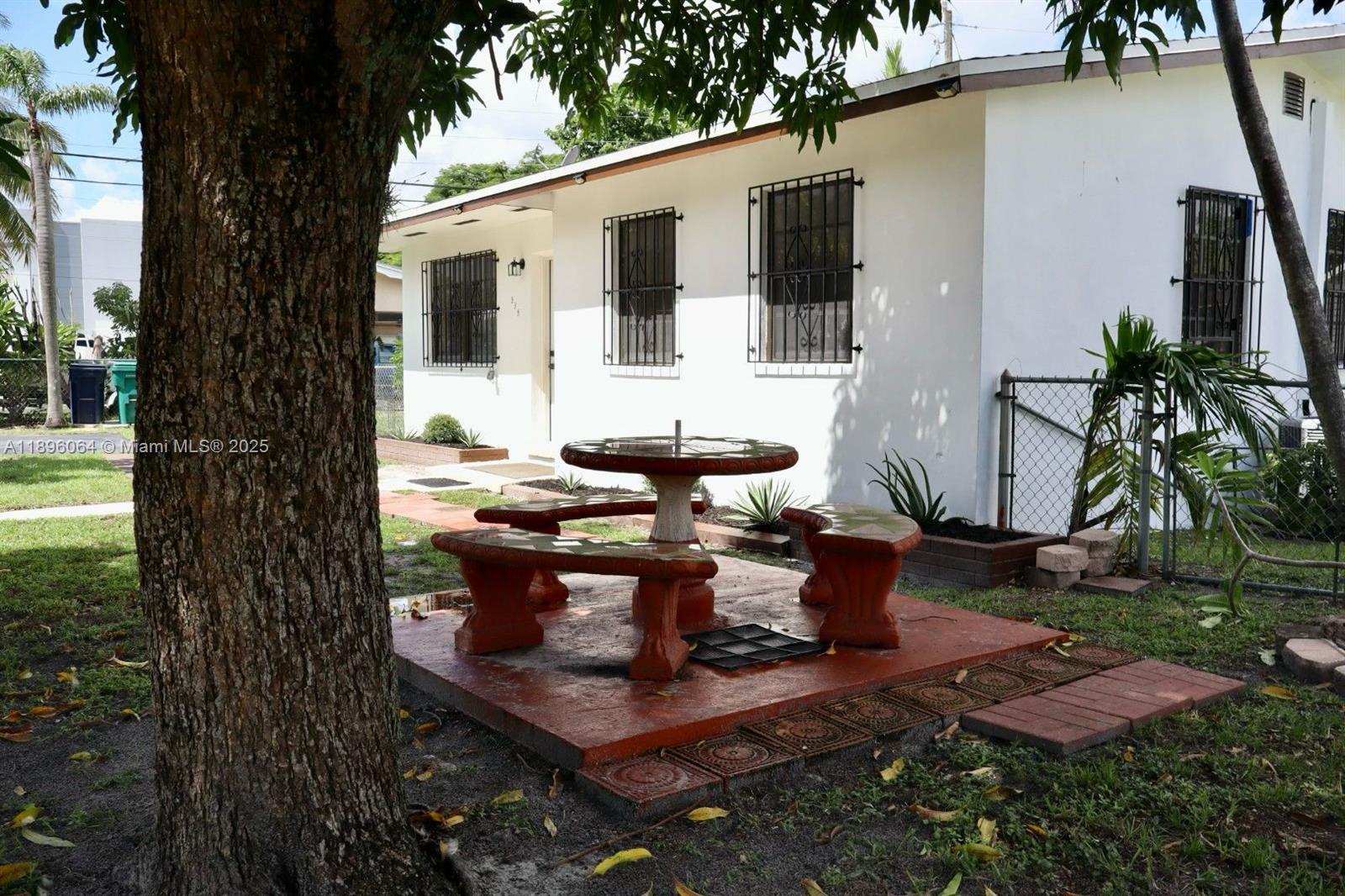 CURTISS PARK - Residential