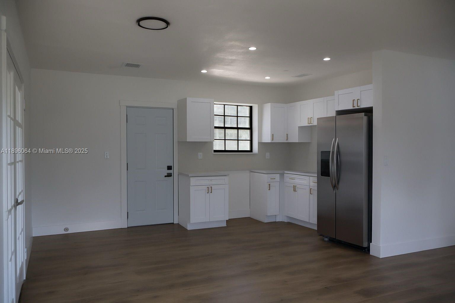 CURTISS PARK - Residential