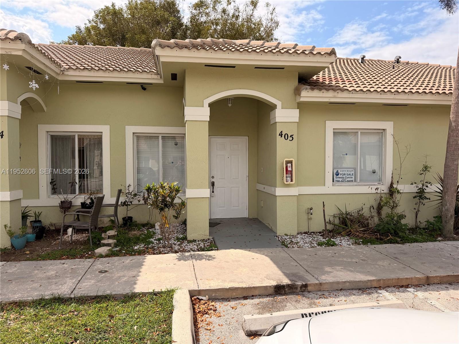 OLD BISCAYNE VILLAS CONDO - Residential