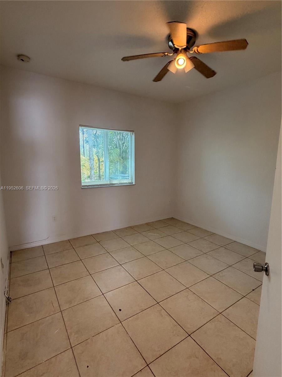 OLD BISCAYNE VILLAS CONDO - Residential