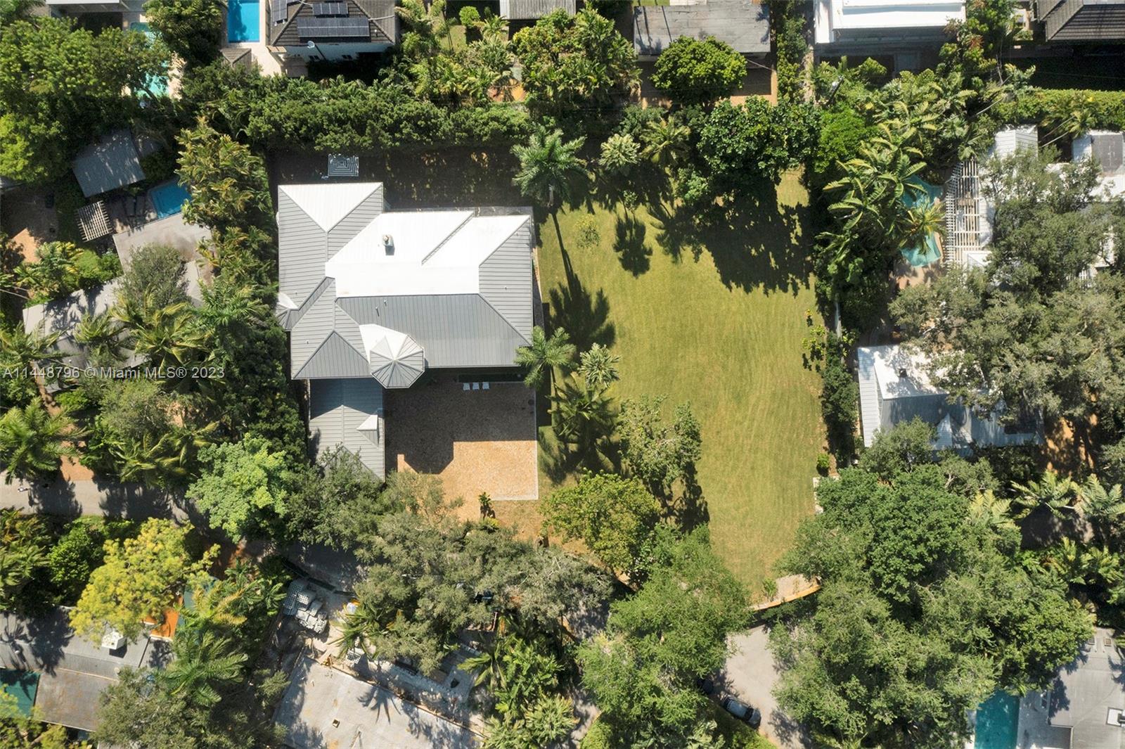 LENNOX PARK - Residential