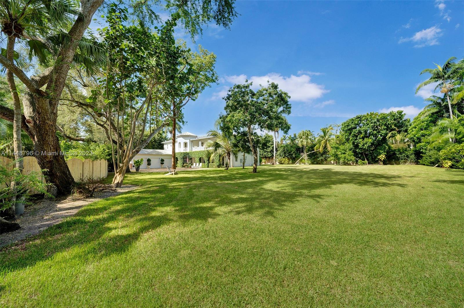 LENNOX PARK - Residential