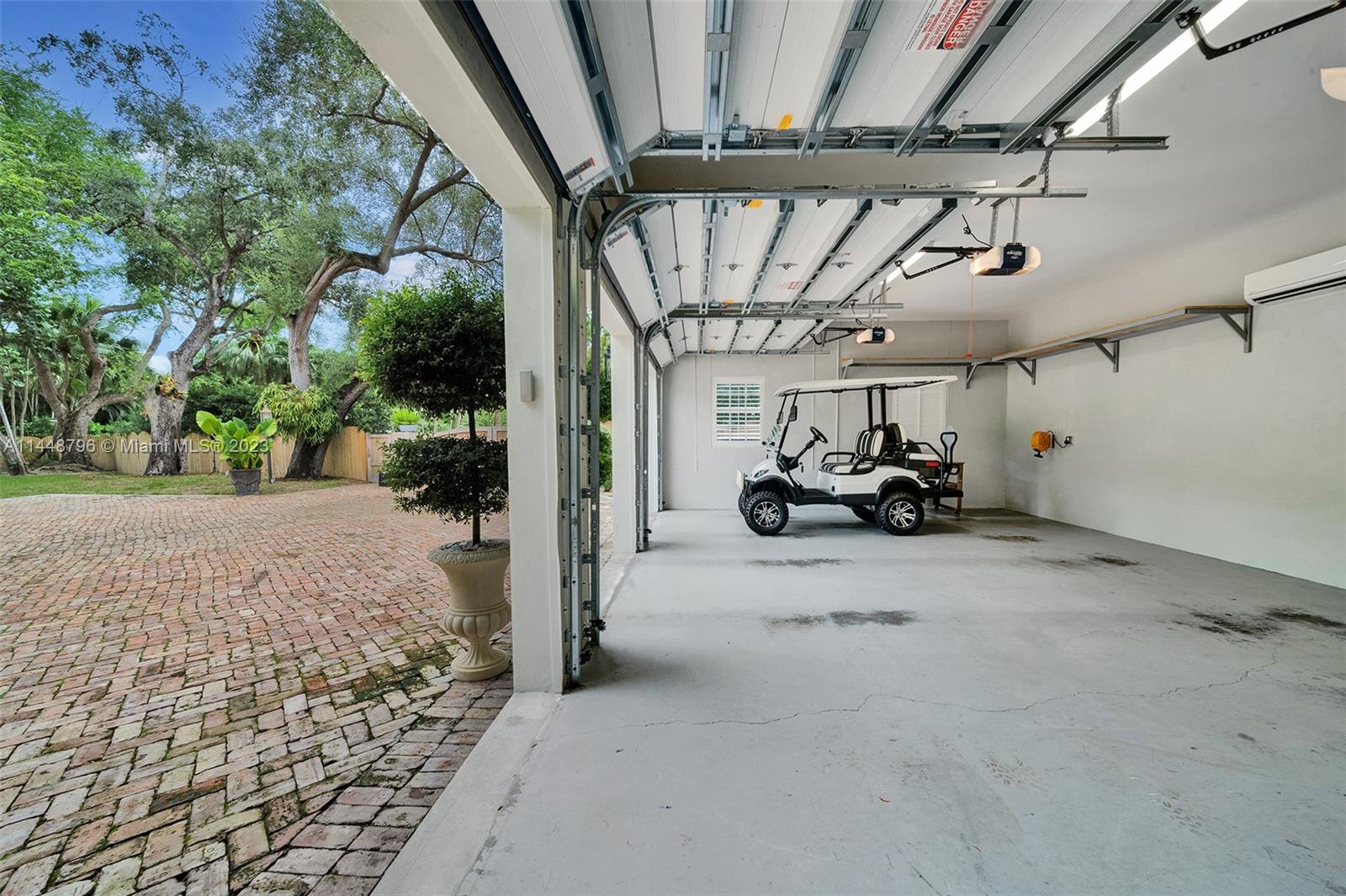 LENNOX PARK - Residential