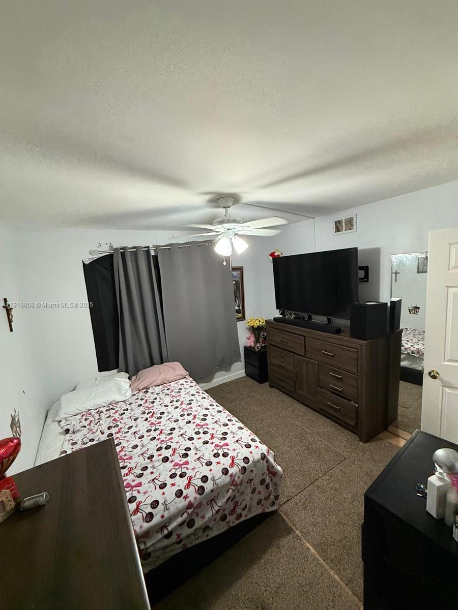 RAMBLEWOOD COURT - Residential