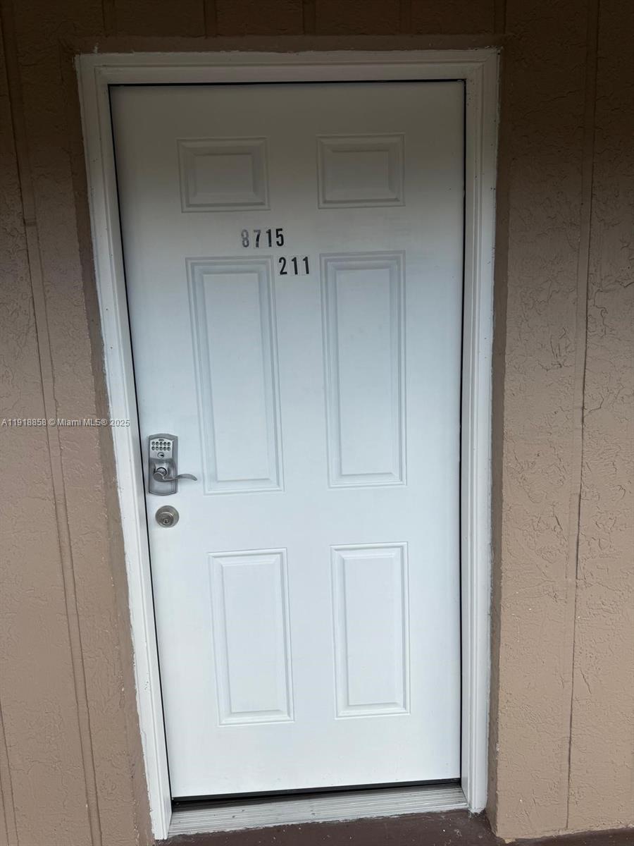 RAMBLEWOOD COURT - Residential