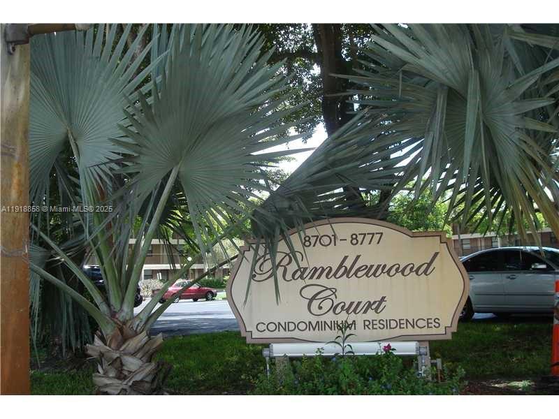 RAMBLEWOOD COURT - Residential